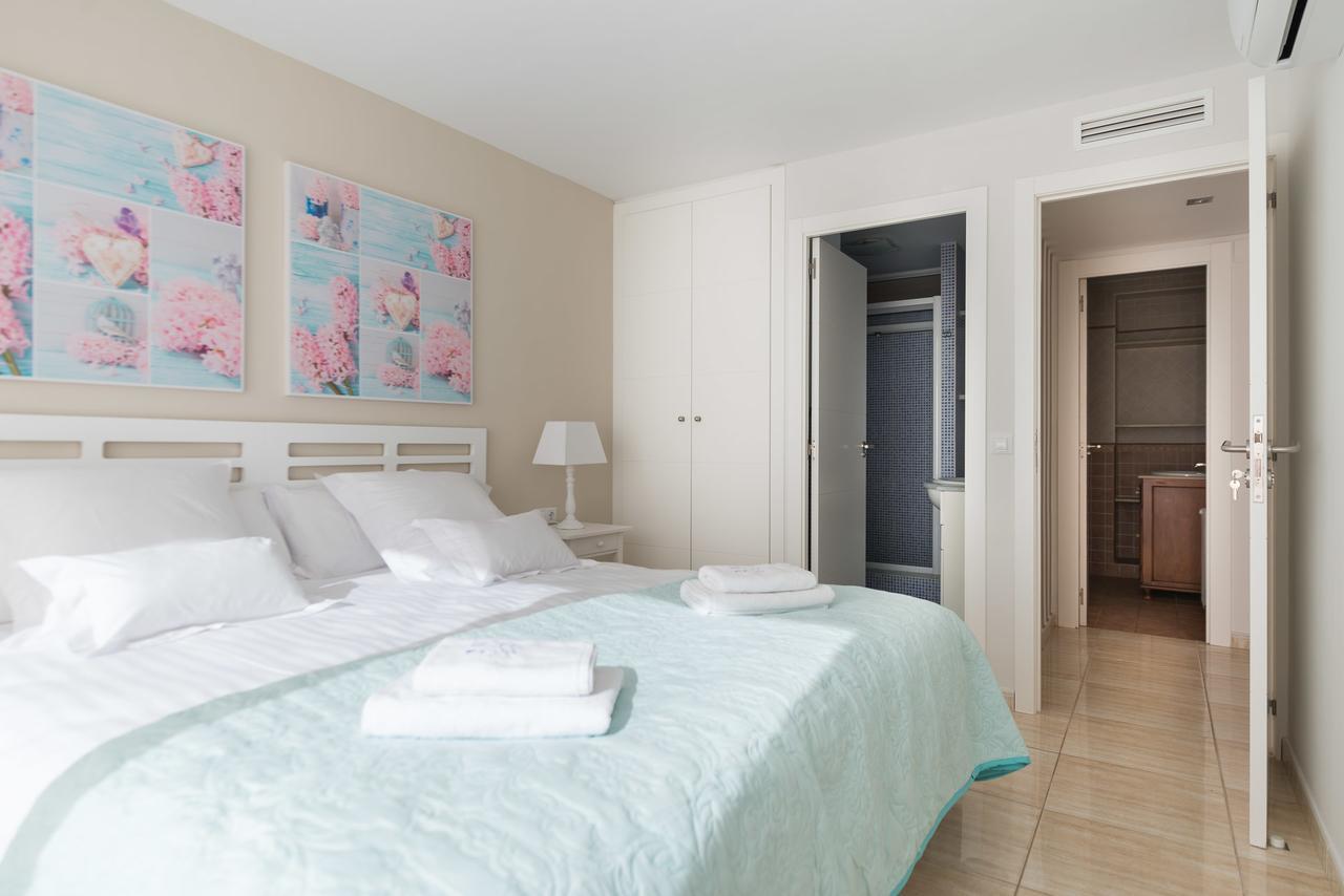 Apartamentos Marta Playa 阿利坎特 外观 照片